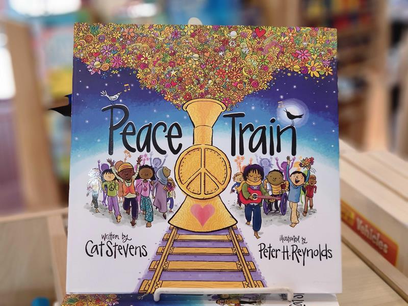 Peace Train,9780063053991