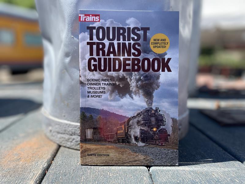 Tourist Trains Guidebook 9th Edition,01215